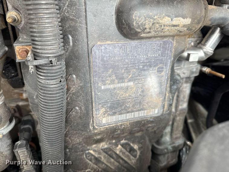 image for item EG5720 2010 International 4300 utility / service truck