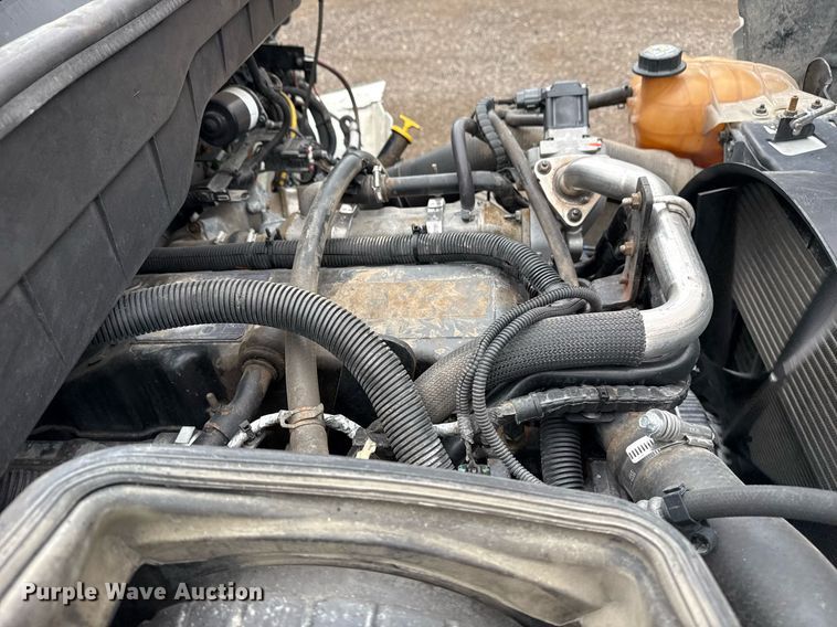 image for item EG5720 2010 International 4300 utility / service truck