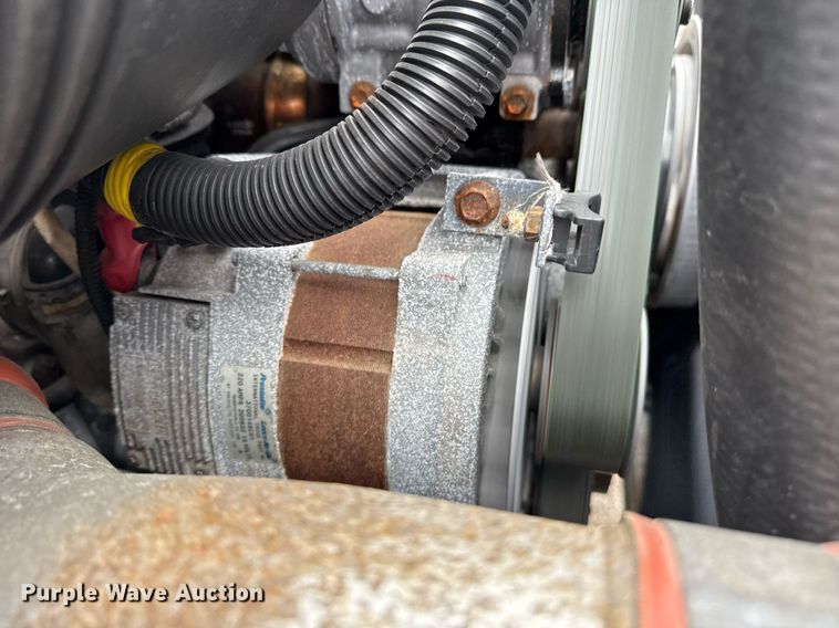 image for item EG5720 2010 International 4300 utility / service truck