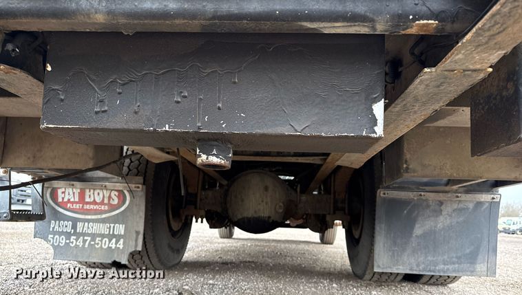 image for item EG5720 2010 International 4300 utility / service truck