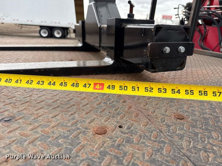 image for item EG5722 2014 International 7500 crane truck