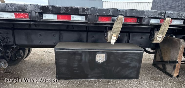 image for item EG5722 2014 International 7500 crane truck