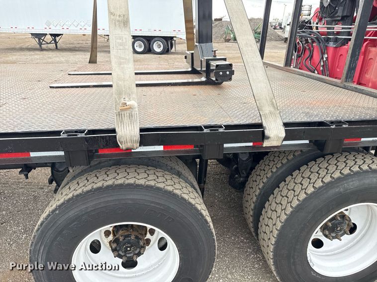 image for item EG5722 2014 International 7500 crane truck