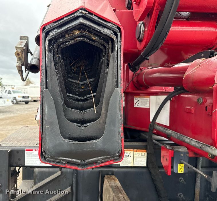 image for item EG5722 2014 International 7500 crane truck