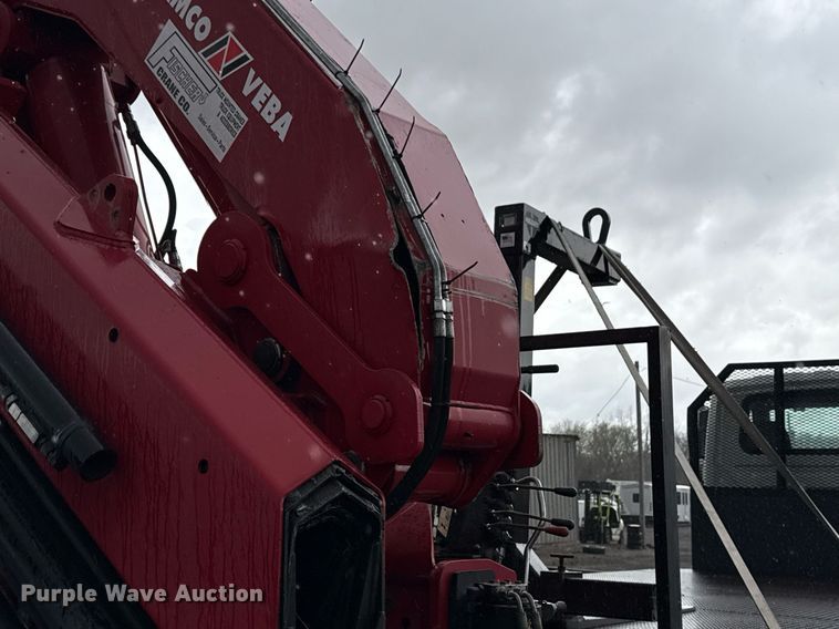 image for item EG5722 2014 International 7500 crane truck