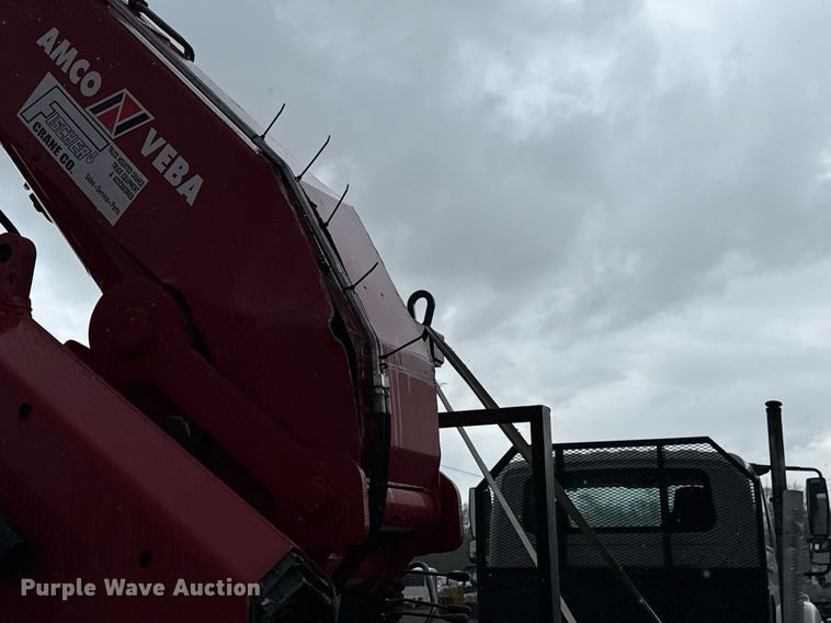 image for item EG5722 2014 International 7500 crane truck