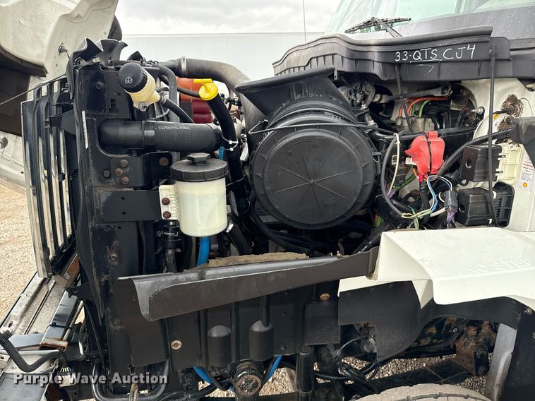 image for item EG5722 2014 International 7500 crane truck