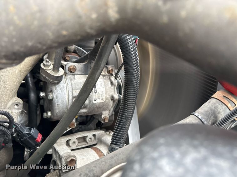 image for item EG5722 2014 International 7500 crane truck