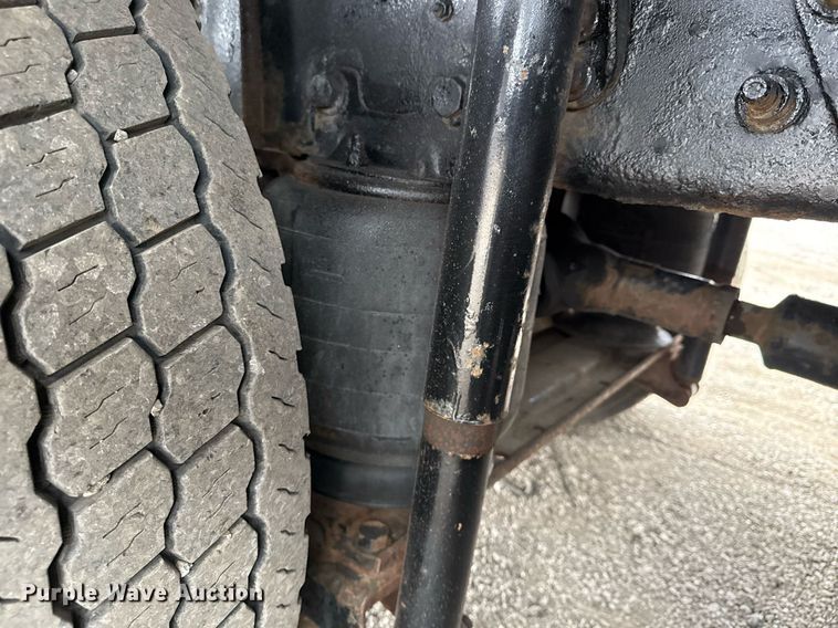 image for item EG5722 2014 International 7500 crane truck