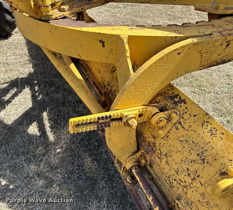 image for item EG6188 Caterpillar No. 12 rigid frame motor grader