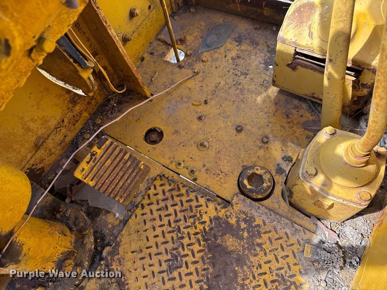 image for item EG6188 Caterpillar No. 12 rigid frame motor grader