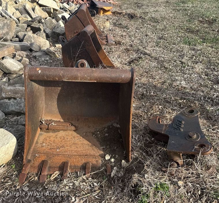 image for item EG6206 Excavator buckets