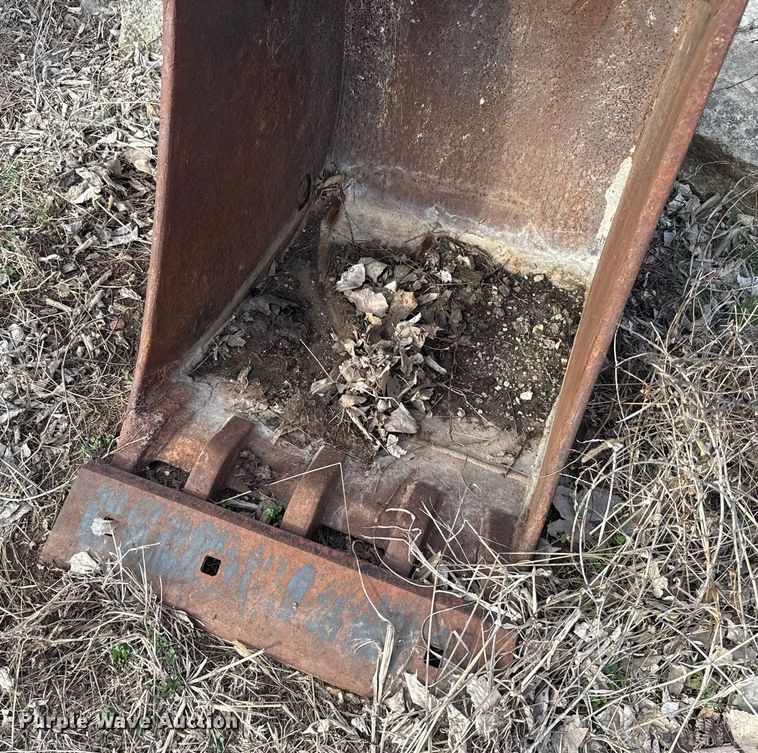 image for item EG6206 Excavator buckets