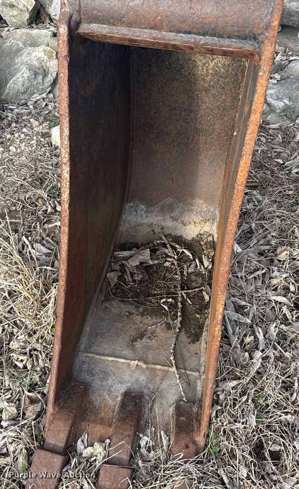 image for item EG6206 Excavator buckets