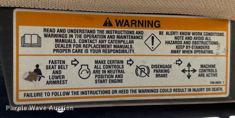 image for item EG6211 2002 Caterpillar 236 skid steer loader