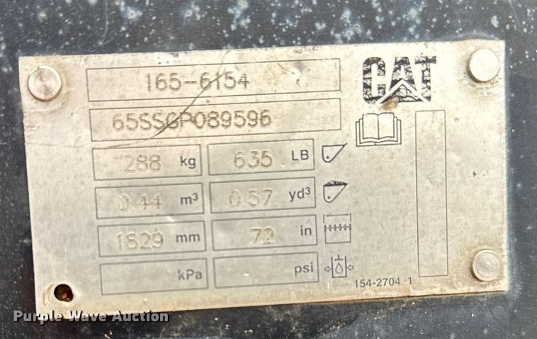 image for item EG6211 2002 Caterpillar 236 skid steer loader