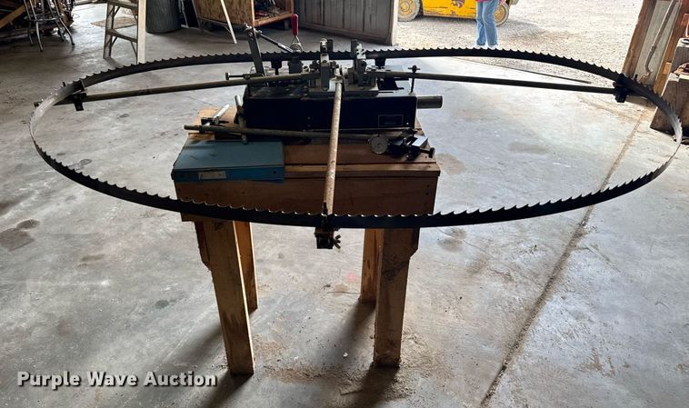 image for item EG6215 Wood Mizer saw blade tooth setter