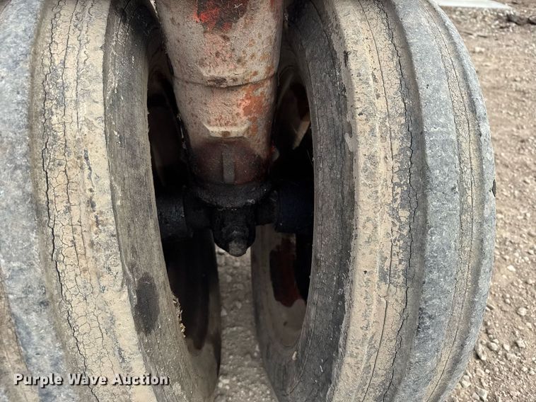 image for item EG6216 1951 Allis-Chalmers WD tractor