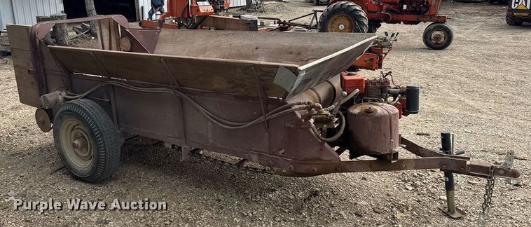image for item EG6218 Live bottom trailer