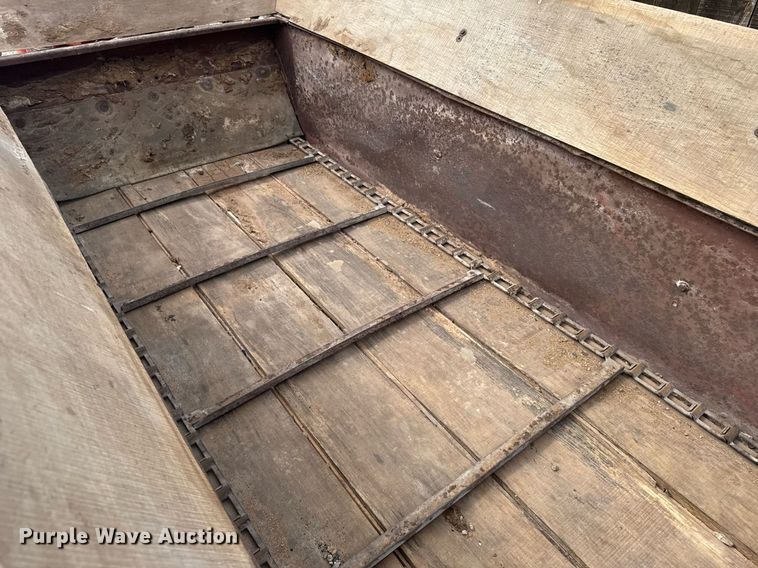 image for item EG6218 Live bottom trailer