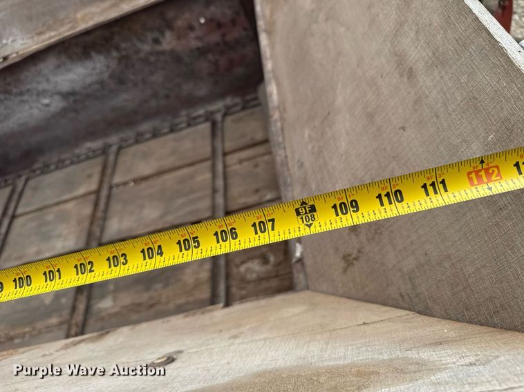 image for item EG6218 Live bottom trailer