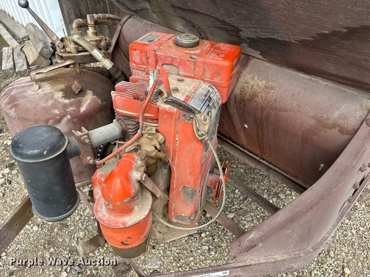 image for item EG6218 Live bottom trailer