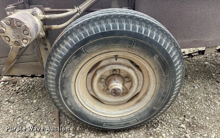 image for item EG6218 Live bottom trailer