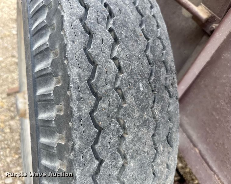 image for item EG6218 Live bottom trailer