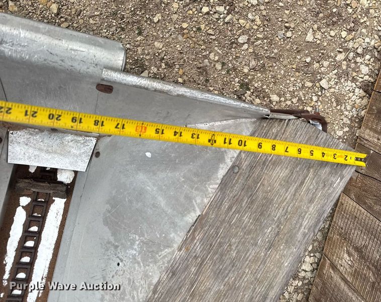 image for item EG6219 Log conveyor