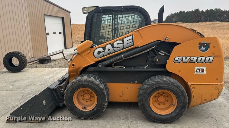 image for item EG6269 2013 Case SV300 skid steer loader