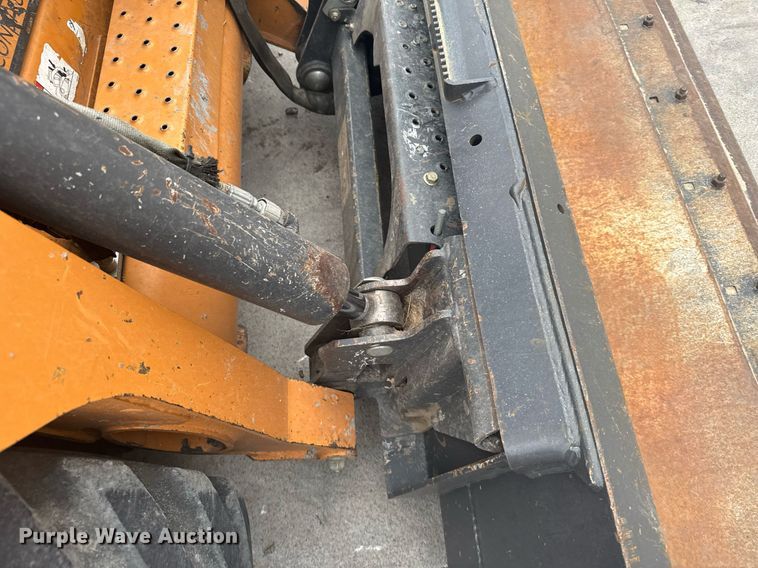 image for item EG6269 2013 Case SV300 skid steer loader