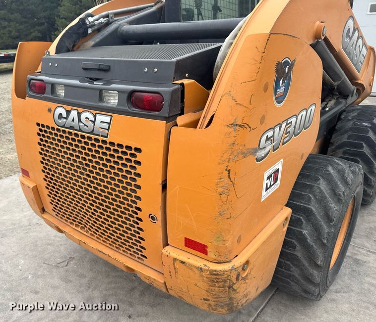 image for item EG6269 2013 Case SV300 skid steer loader
