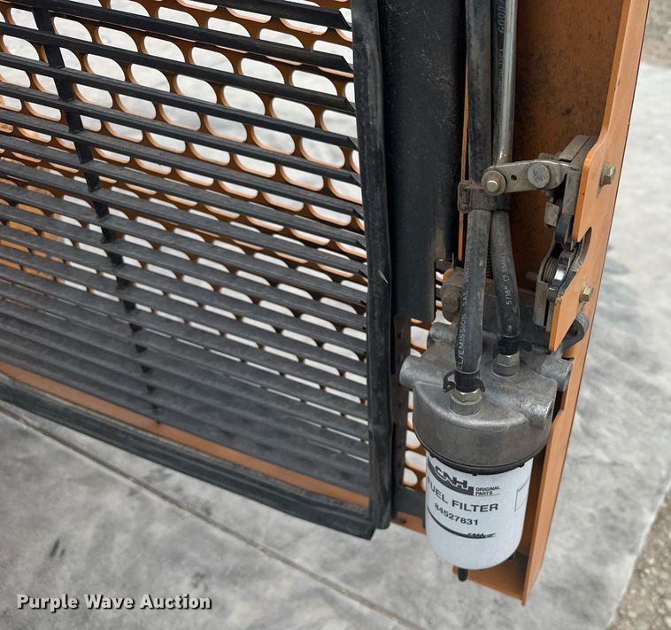 image for item EG6269 2013 Case SV300 skid steer loader