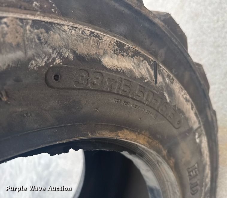 image for item EG6269 2013 Case SV300 skid steer loader