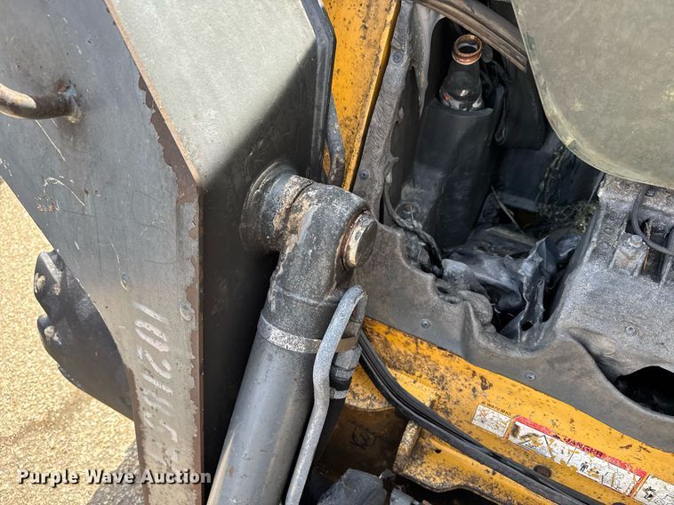image for item EG6277 John Deere 326D skid steer loader