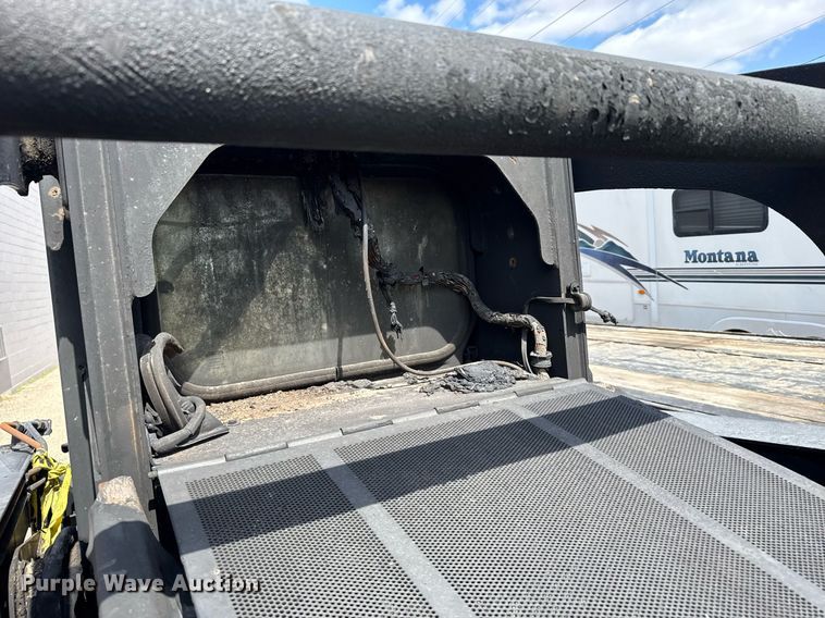 image for item EG6277 John Deere 326D skid steer loader