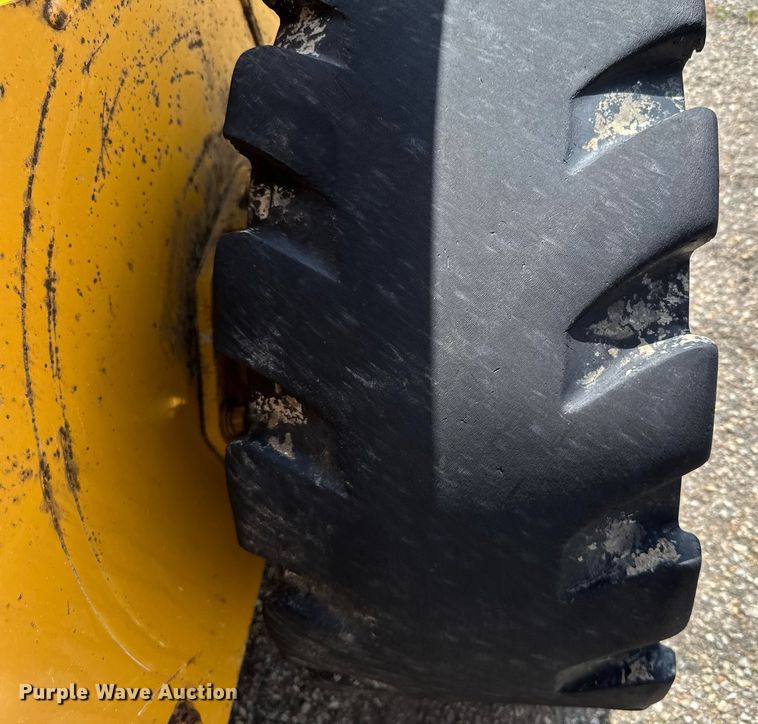 image for item EG6277 John Deere 326D skid steer loader