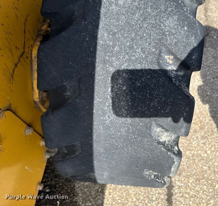 image for item EG6277 John Deere 326D skid steer loader