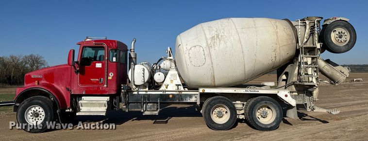 image for item EG6318 2003 Kenworth W900 ready mix truck