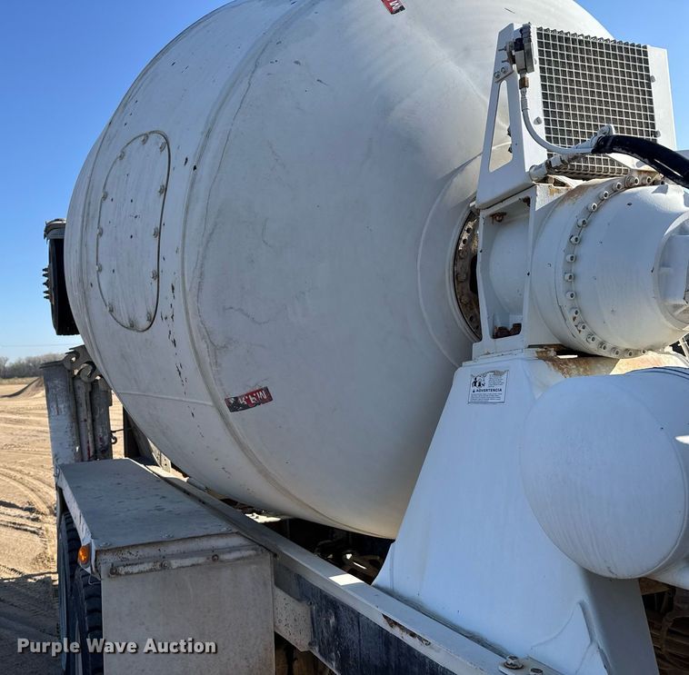 image for item EG6318 2003 Kenworth W900 ready mix truck