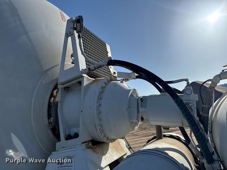 image for item EG6318 2003 Kenworth W900 ready mix truck