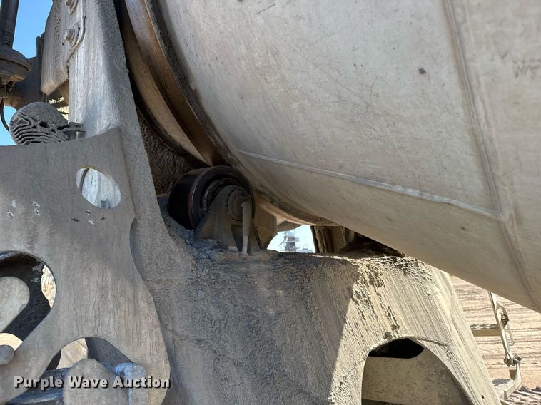 image for item EG6318 2003 Kenworth W900 ready mix truck