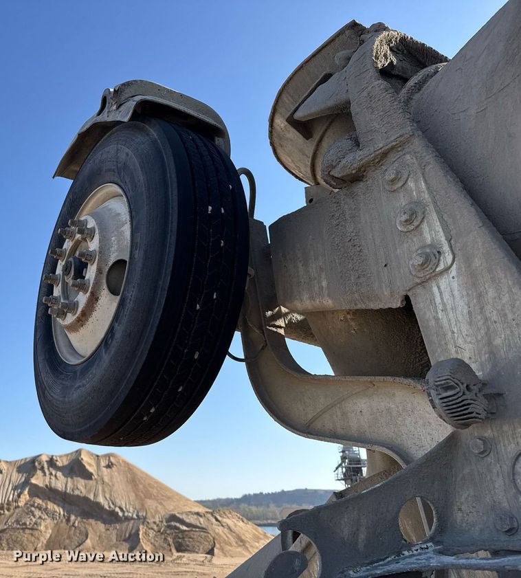 image for item EG6318 2003 Kenworth W900 ready mix truck