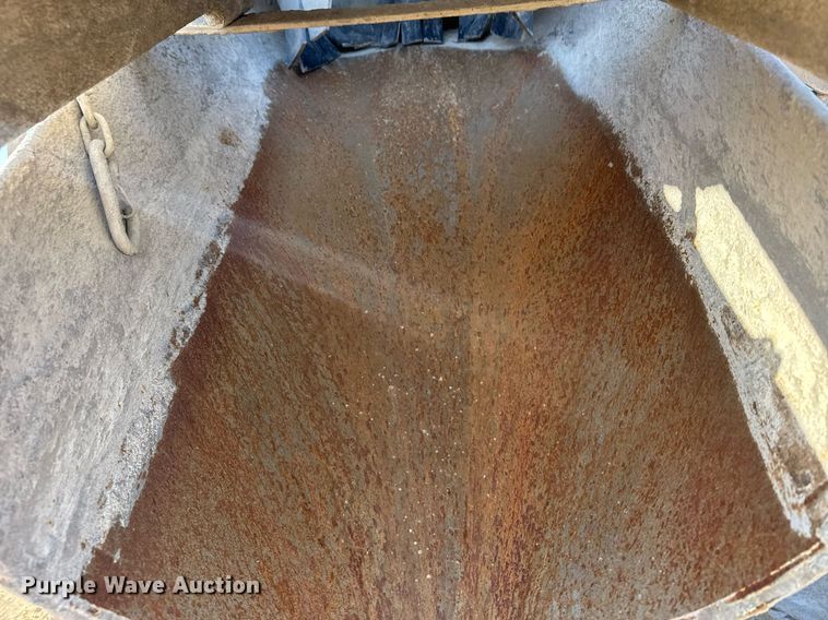 image for item EG6318 2003 Kenworth W900 ready mix truck