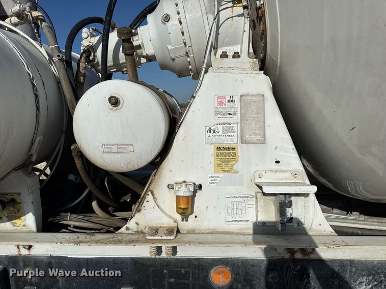 image for item EG6318 2003 Kenworth W900 ready mix truck