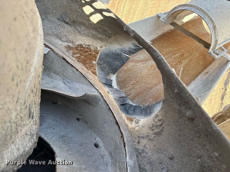 image for item EG6318 2003 Kenworth W900 ready mix truck