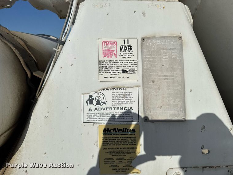 image for item EG6318 2003 Kenworth W900 ready mix truck