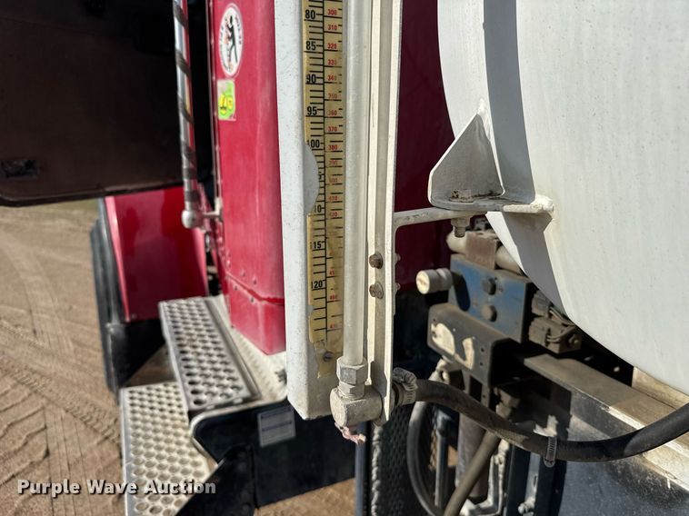 image for item EG6318 2003 Kenworth W900 ready mix truck