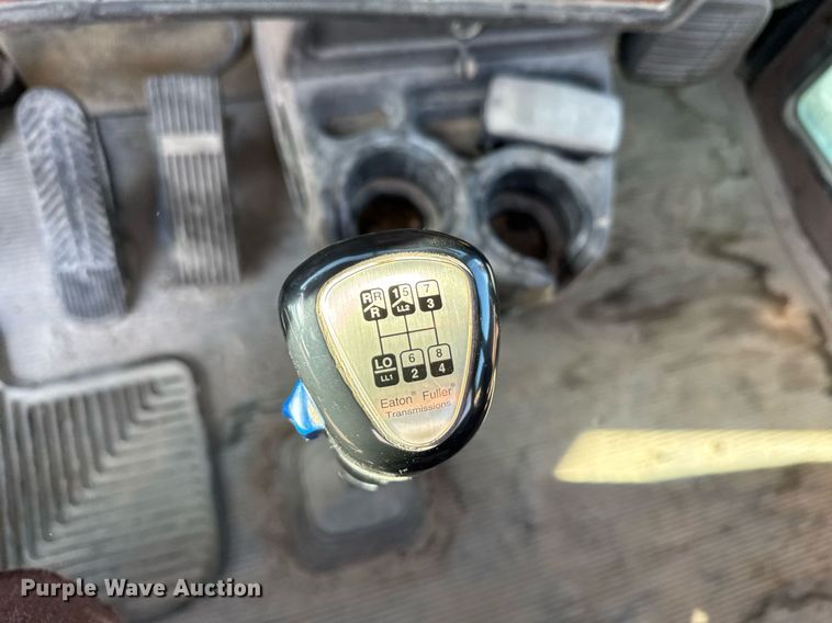 image for item EG6318 2003 Kenworth W900 ready mix truck