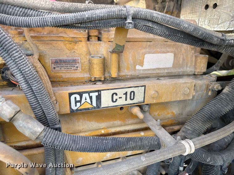 image for item EG6318 2003 Kenworth W900 ready mix truck